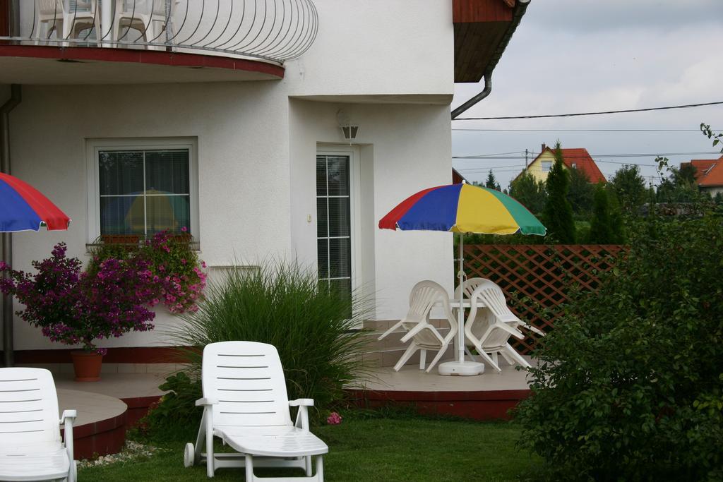 Doina Apartman Zalakaros Luaran gambar